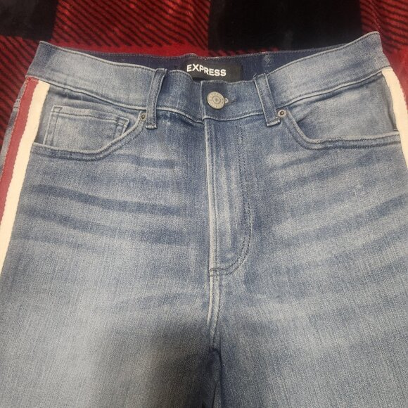 Express Ankle High Rise Legging Jeans Light Wash Size 4 - Picture 5 of 9